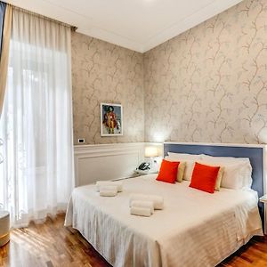 Camera con letto king size